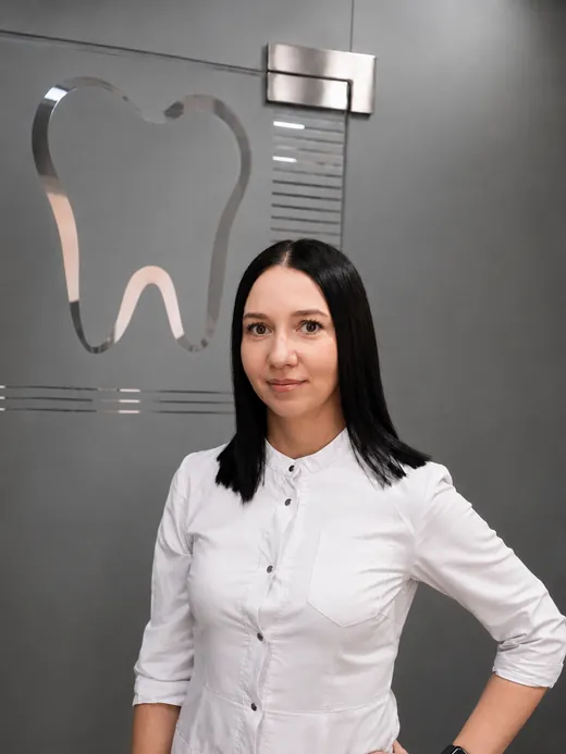 Dr. Elena